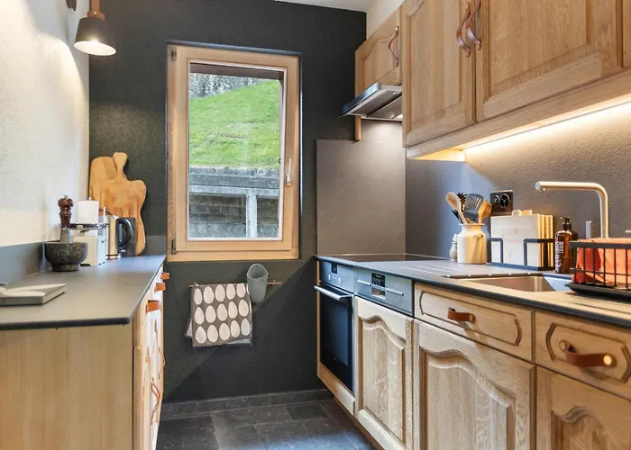 Appartement Val D'illiez, 6 Pers - Balcon Et Vue - Parking Val dʼIlliez